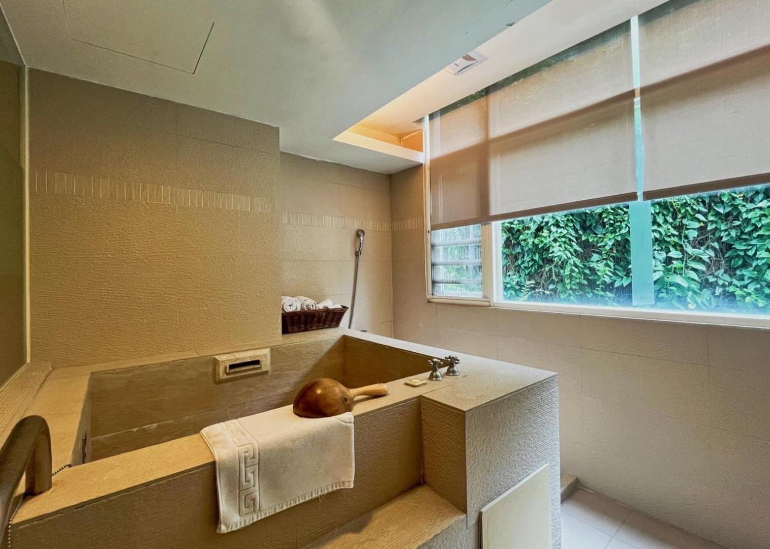 Dongpo Ti Lun Hotel Xinyi Екстер'єр фото