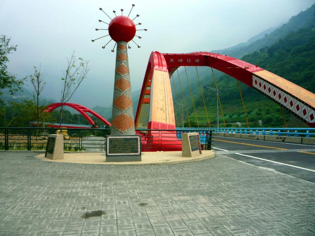 Dongpo Ti Lun Hotel Xinyi Екстер'єр фото