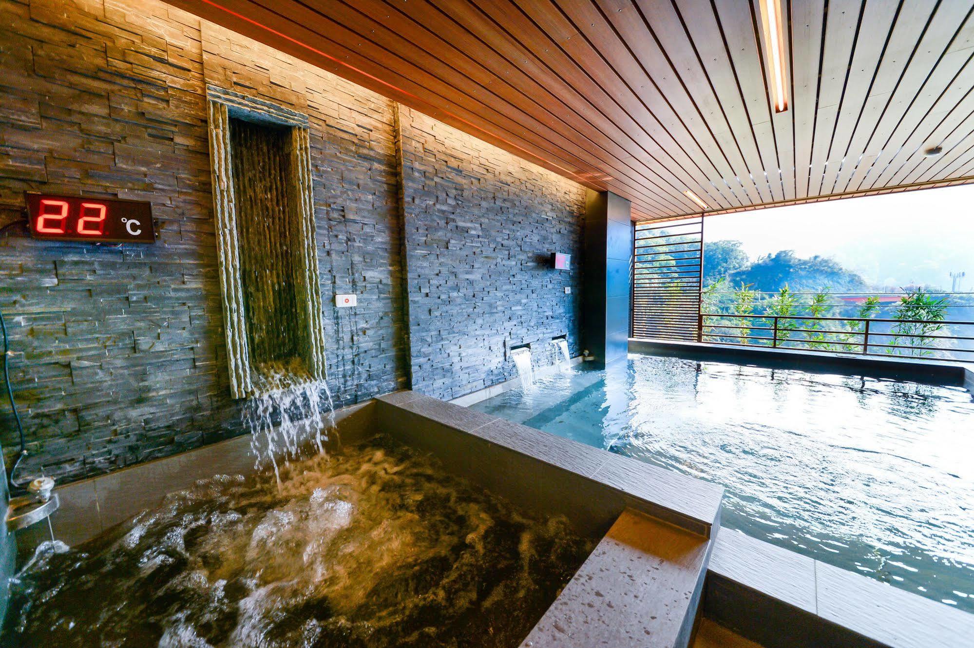 Dongpo Ti Lun Hotel Xinyi Екстер'єр фото